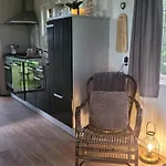 Autentieke Pipowagen Bijzonder Buitenaf Met Jacuzzi En Finse Sauna * Vragender